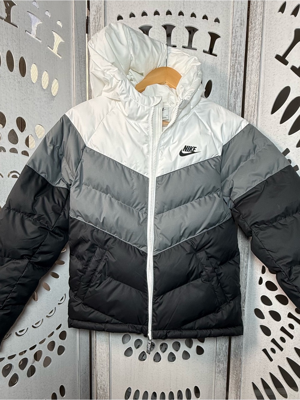Nike Chevron Colorblock Hooded Puffer Jacket - White, Gray & Black